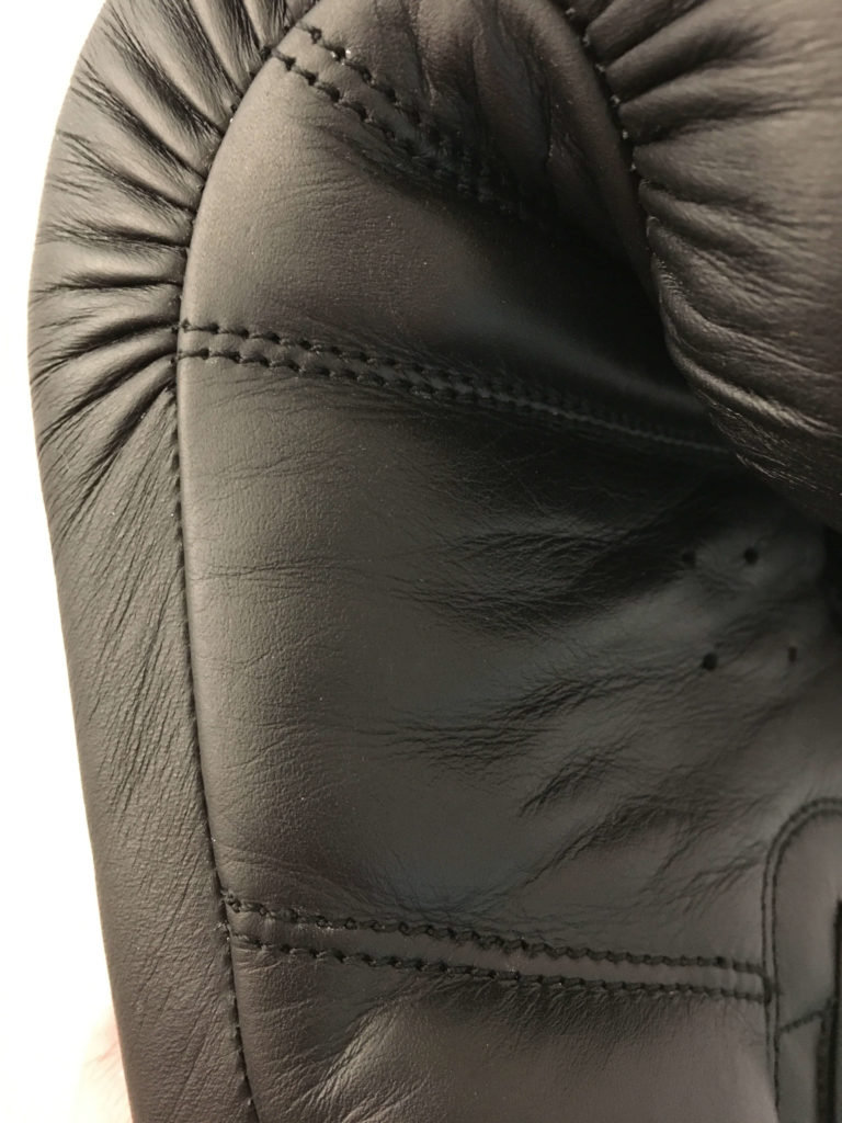 BigPunch Boxhandschuh Nähte